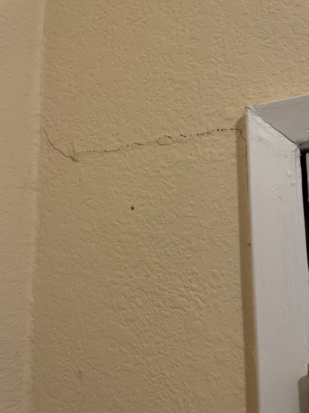 How To Fix And Prevent Cracks In Drywall Or Plaster?